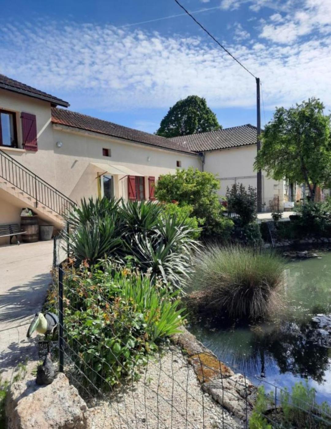 Holiday home Entier A La Campagne Sencenac-Puy-de-Fourches